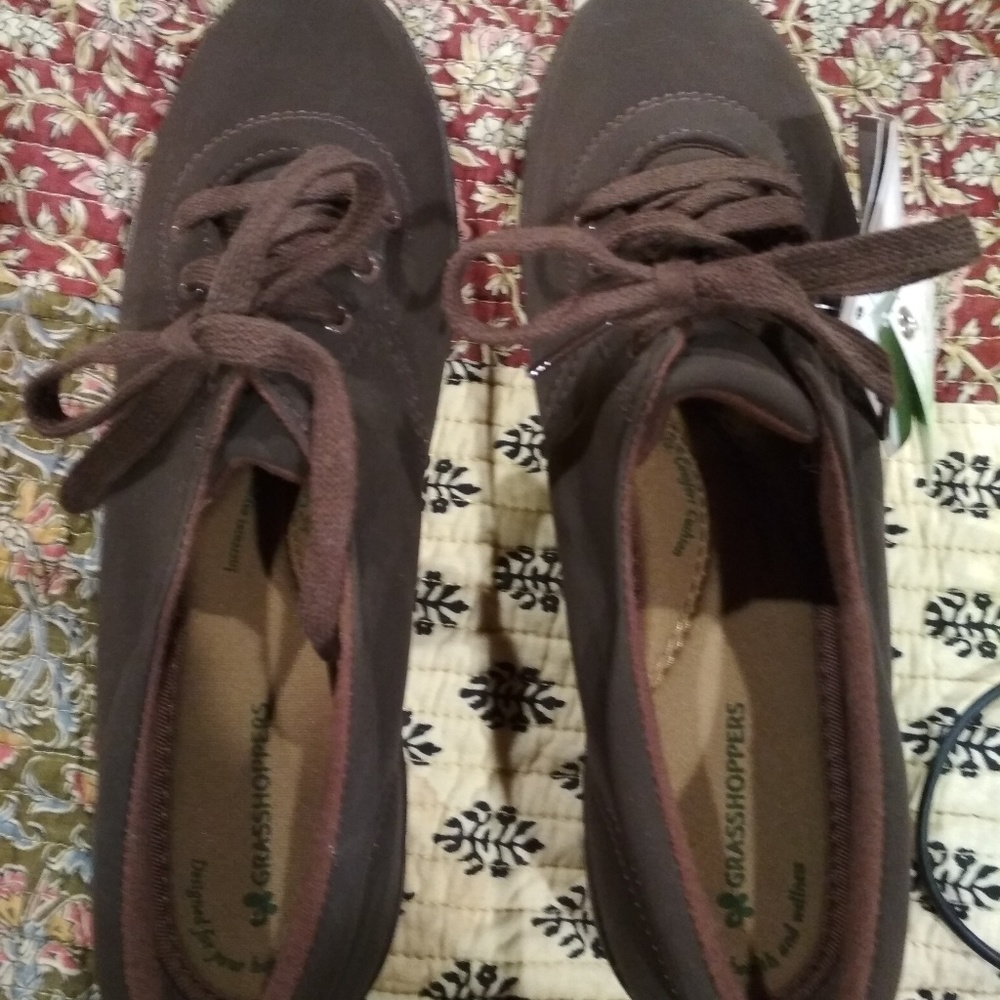 Grasshopper casual shoes